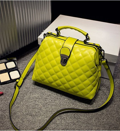 Leather bags new summer Lingge leather retro Doctor Bag Fashion Shoulder Bag hand